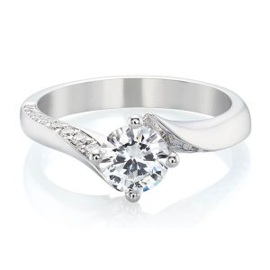 Round Brilliant Cut Solitaire Crossover Diamond Ring