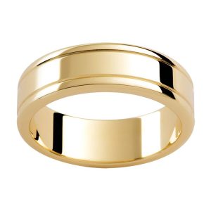 Yellow Gold Wedding Band with a Flat Centre