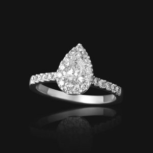 pear diamond halo ring