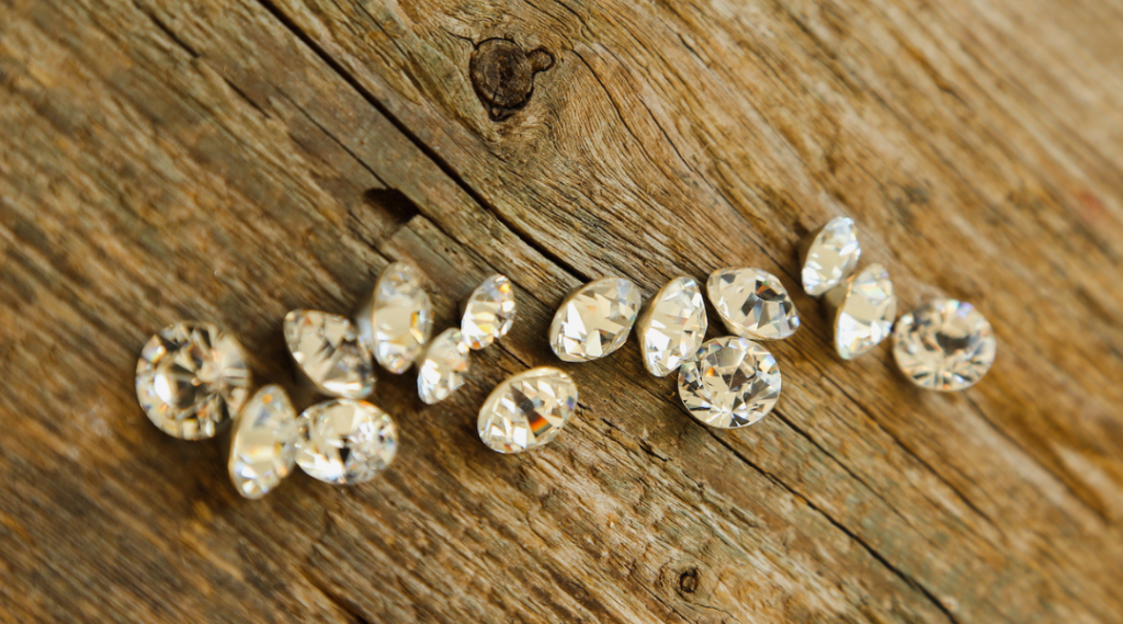 diamonds in different colour grades