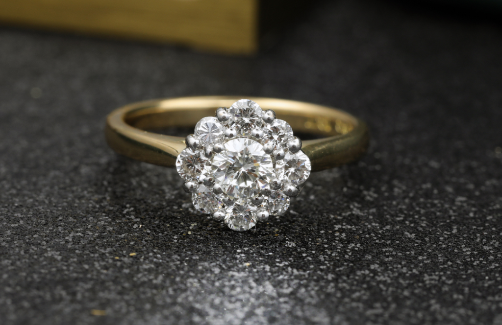 halo diamond ring