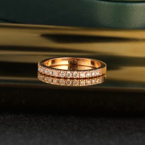 yellow gold wedding band