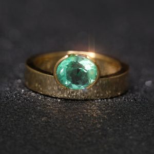 emerald ring