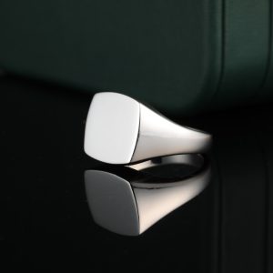 signet ring