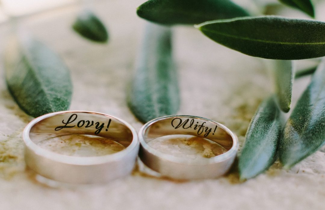 engraved wedding rings