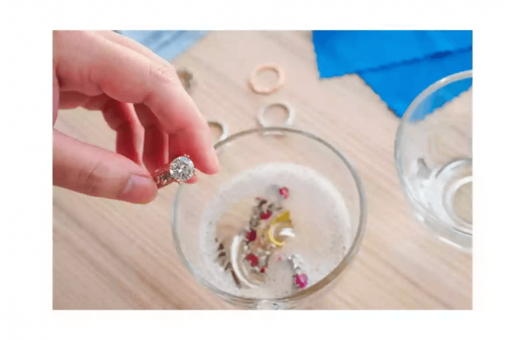 soaking-jewellery